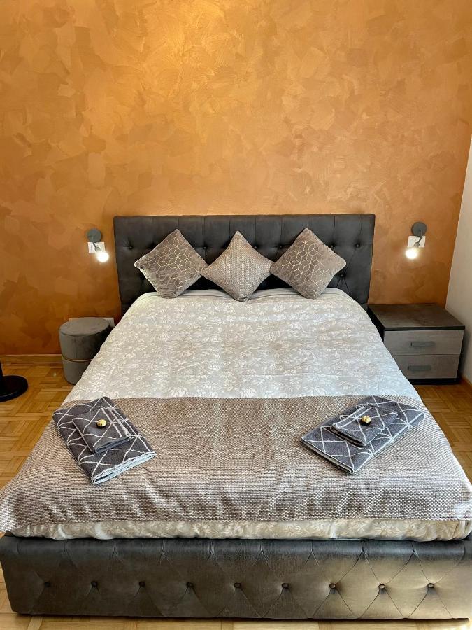 B&B Le Chevalier Cuneo Kültér fotó